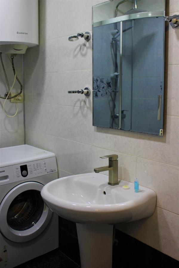Orbi Lux Apartment Batumi Eksteriør bilde
