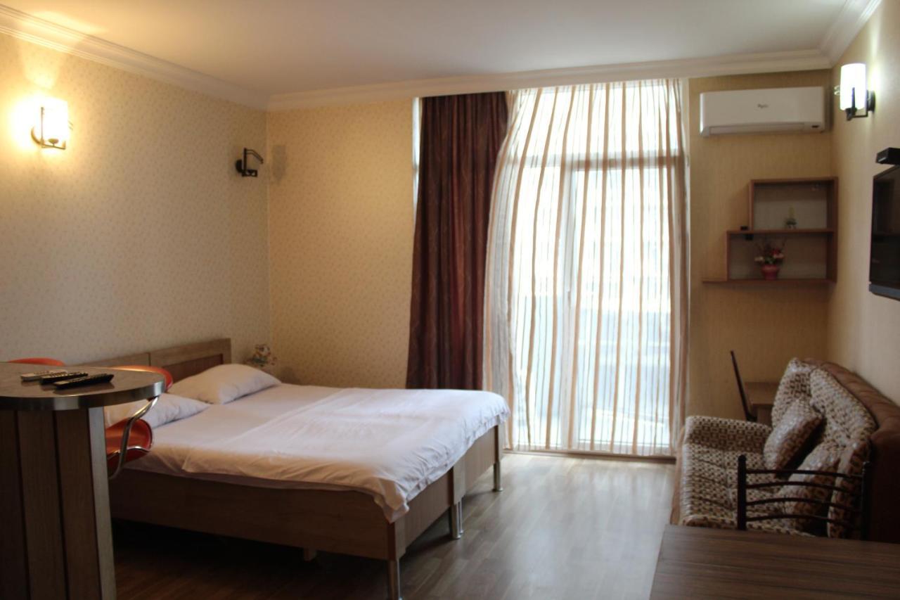 Orbi Lux Apartment Batumi Eksteriør bilde